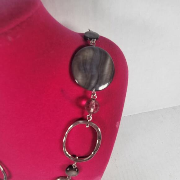 Lia Sophia "BUNGALOW" Abstract Retro Mother-of-Pearl Resin Beads 36" Necklace - Picture 2 of 4